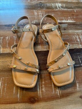 Universal Thread Florence Sandal